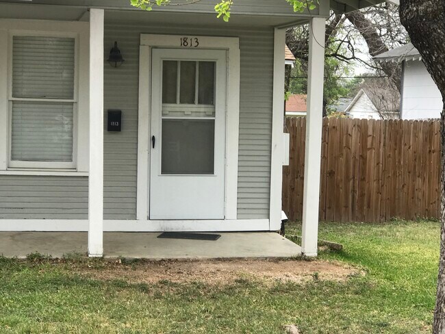 1813 available - 1813 McKinley Ave
