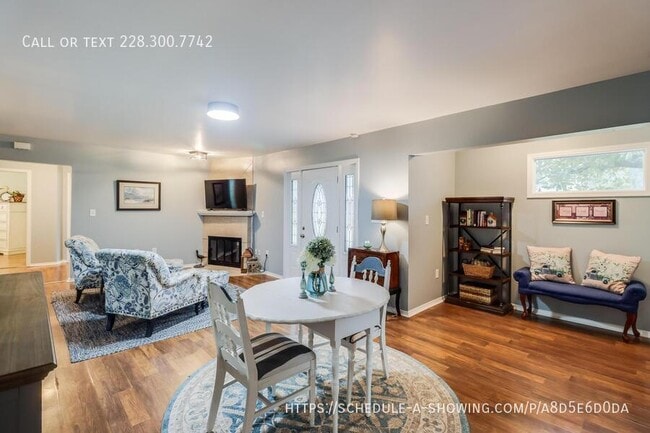 Foto del edificio - 419 E 2nd St