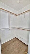 Building Photo - 2107 Gail Dr