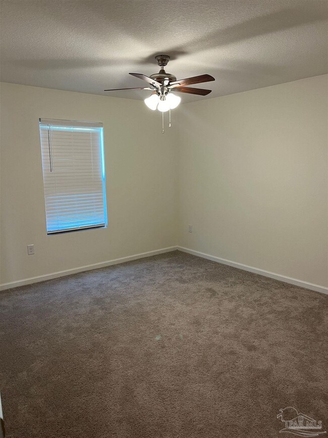 Foto del edificio - 8772 Schooner Ln