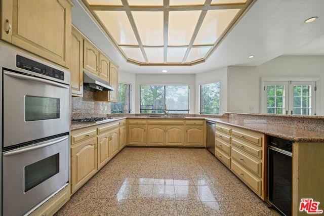 Foto del edificio - 10134 Baywood Ct