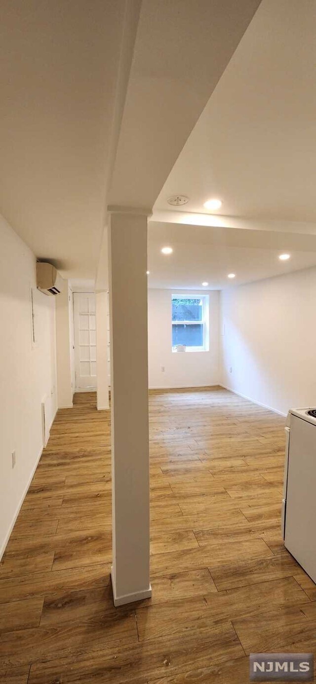 Building Photo - 282 6th St