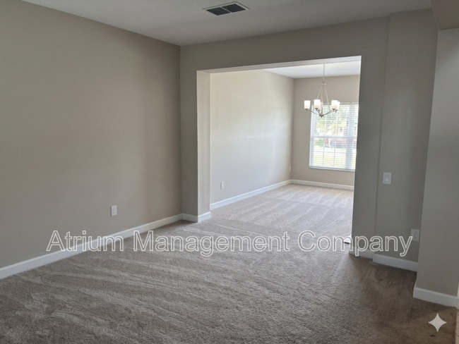 Building Photo - 1713 Pine Bay Dr