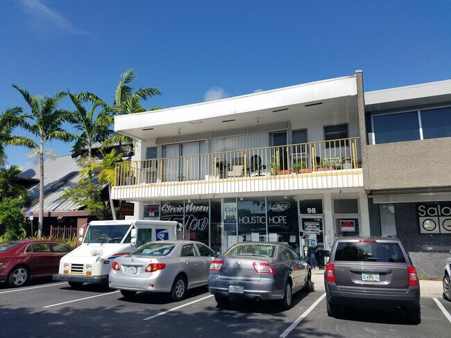 Building Photo - 3045 N Federal Hwy