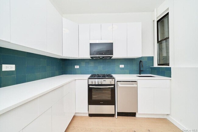 Foto del edificio - 248 E 90th St