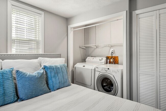 Foto del edificio - 22 Sherman Ave