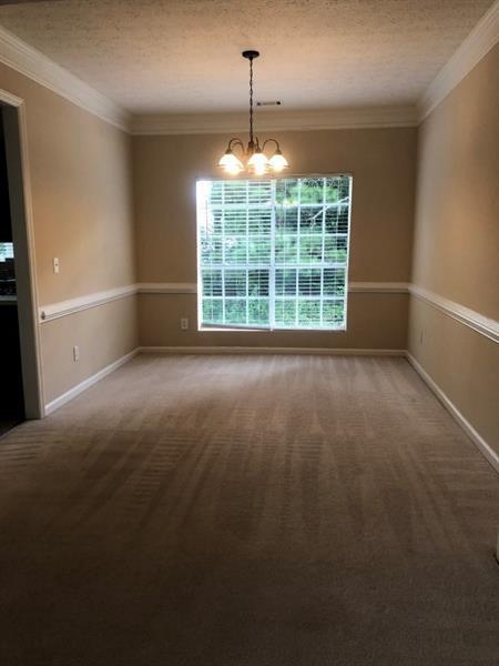 Foto del edificio - 4805 N Bridges Dr