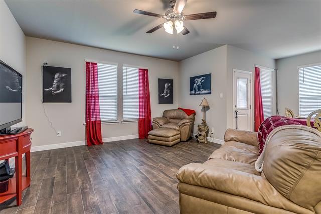 Foto del edificio - 2504 Dunbarton Dr