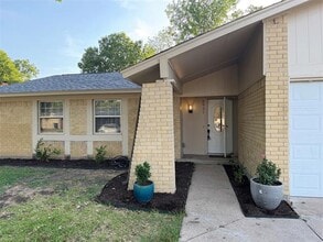 Building Photo - 2921 Rustic Meadow Dr