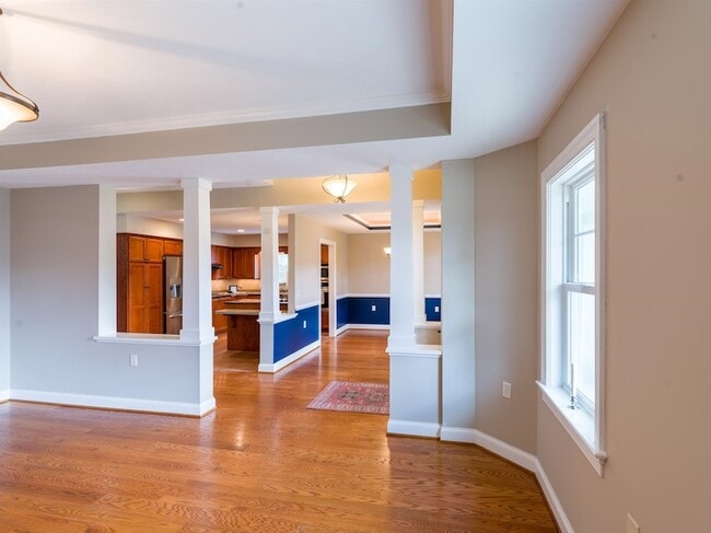 Building Photo - 2616 Greenport Dr