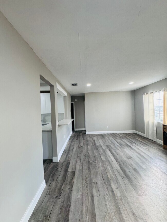 Foto del edificio - 8241 SW 37th St