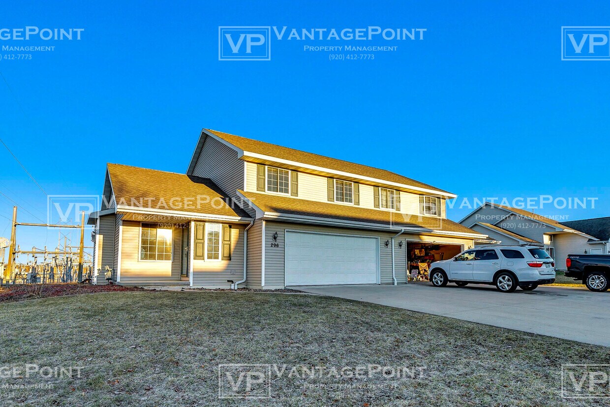 296 Tony Ln, Howard, WI 54303 House Rental in Howard, WI