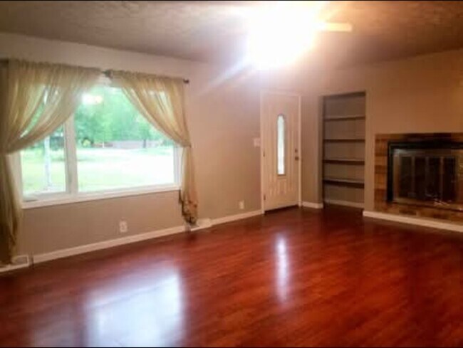 Foto del edificio - 1096 Shoshone Dr