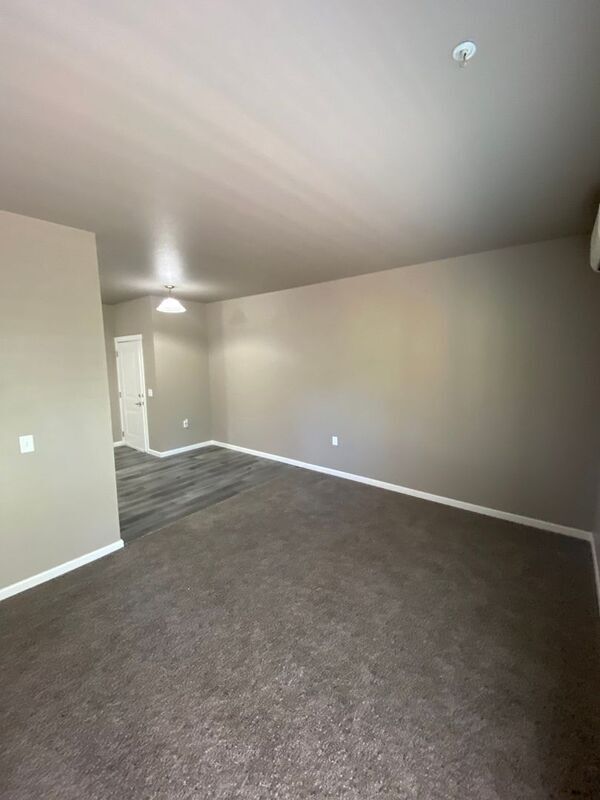 Foto del edificio - 4235 Hawthorne Ave NE