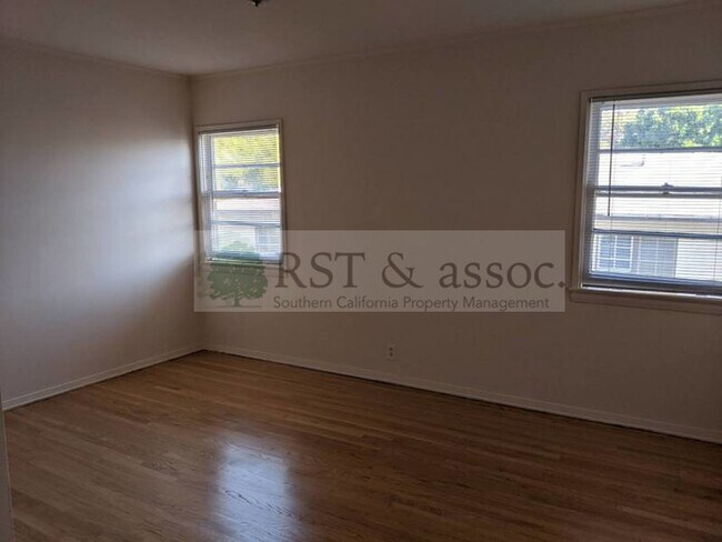 Building Photo - 455 Midvale Ave