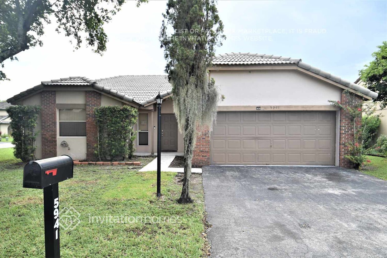 Foto principal - 5941 York Ln