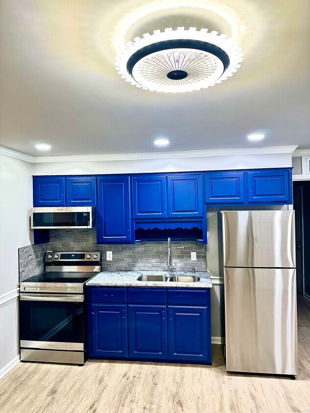 120 Calvin Ct Unit C, West Columbia, SC 29170 Apartments in West