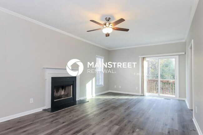 Foto del edificio - 3 Bedroom Pet-Friendly Home in Garner, NC with Main Street Renewal