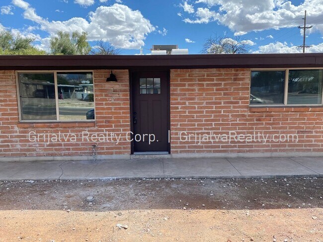 Foto del edificio - 3404-3406 E Glenn St