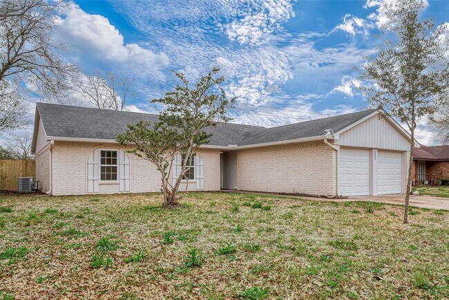 Building Photo - 1615 Millbury Dr