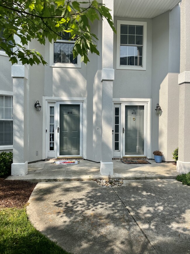Building Photo - 415 Seahorse Run