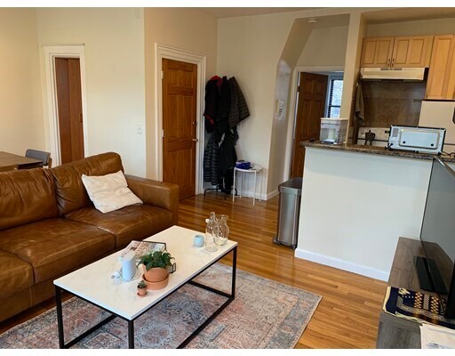 Building Photo - 11A Hanson St