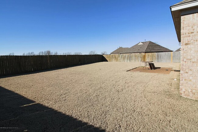 Foto del edificio - 5449 Mallard Park Blvd