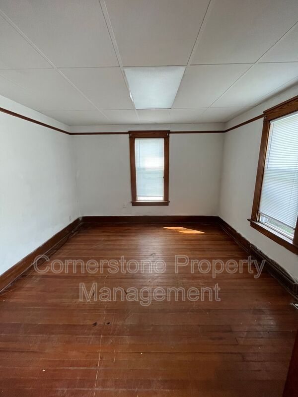 Building Photo - 841 S 18th St