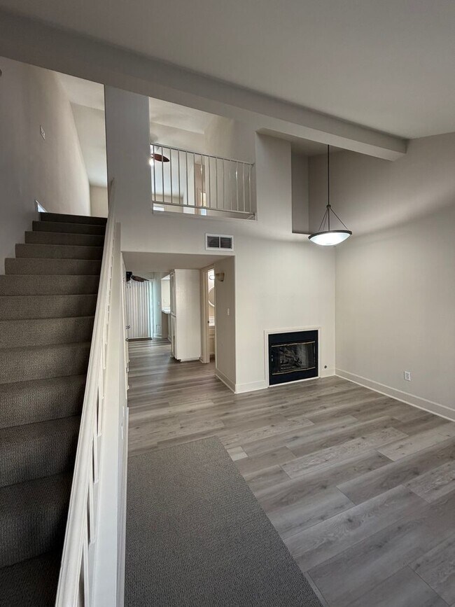 Foto del edificio - Cozy Loft-Style Studio - For Rent