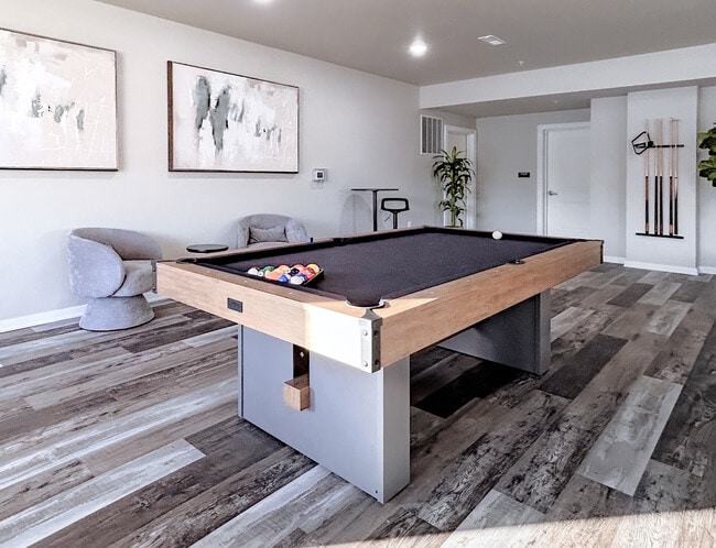 Building Photo - Duck Creek Landing Apartments