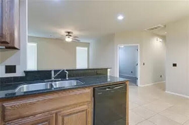 Building Photo - Updated Duplex - Yukon Schools - Close to ...