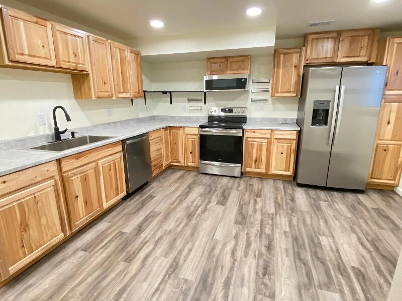 Foto principal - 3516 Canadian Pkwy