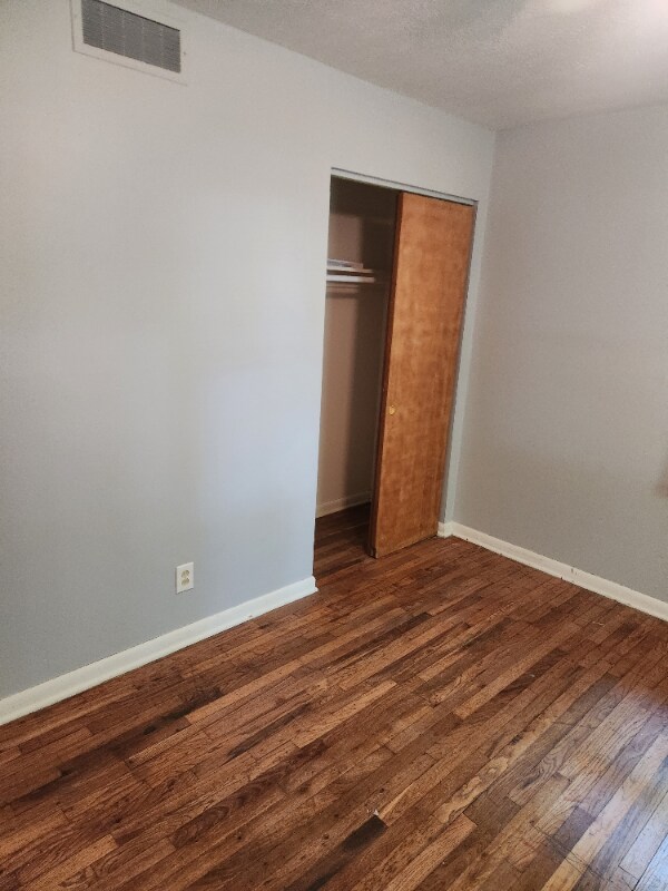 Building Photo - 468 Winans Ave