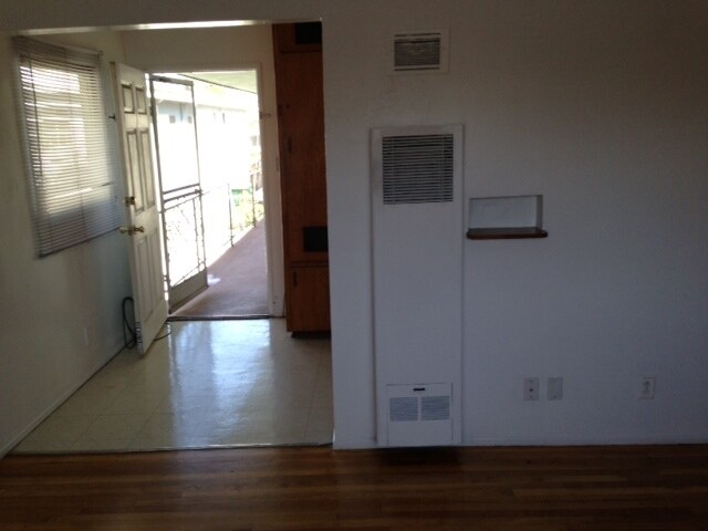 Foto principal - 12732 Venice Blvd.