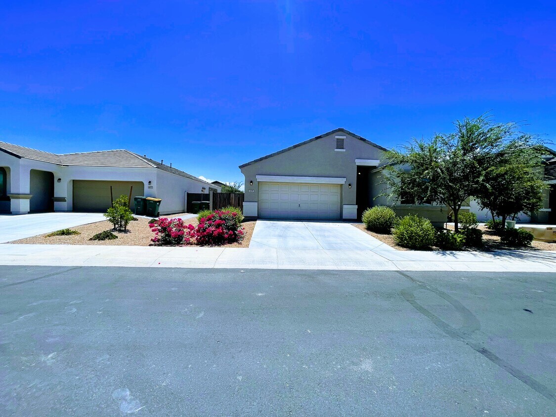 Main - 41391 W Williams Way