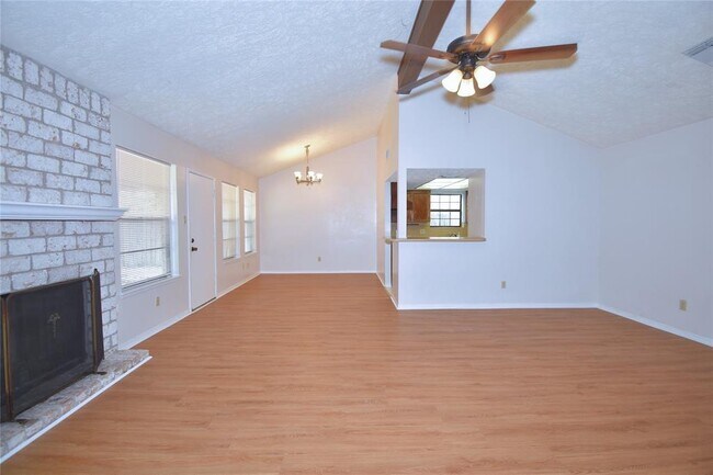 Building Photo - 2514 Buffalo Trail