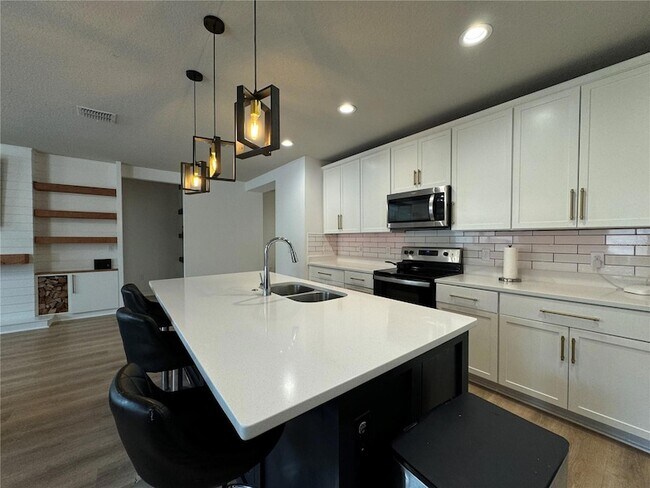 Foto del edificio - 3108 Cassidy Ln