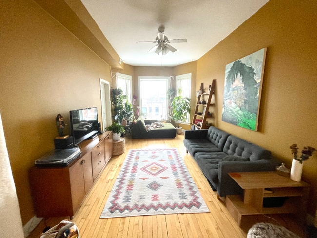 Photo - 3249 W Hirsch St Apartment