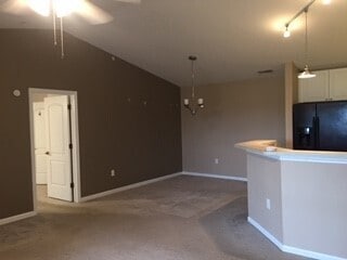 Building Photo - Now Leasing!!! Spacious 2 Bedroom 2 Bath C...