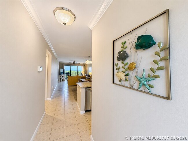 Building Photo - 7430 S Ocean Dr
