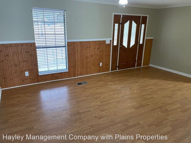 Building Photo - 3 br, 2 bath House - 520 Lee Road 115