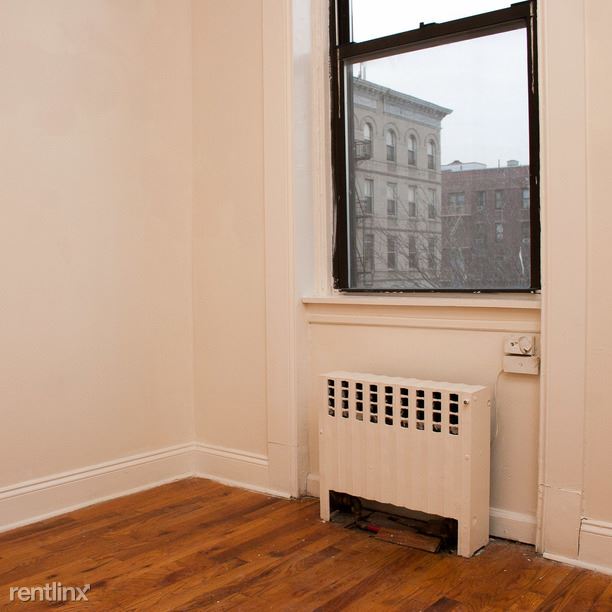 Foto del edificio - 158 Lewis Ave