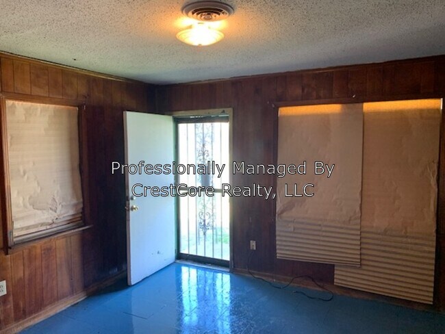 Foto del edificio - 2367 Hubbard Ave