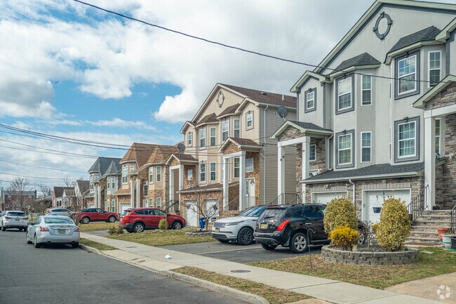 Modern townhomes in Carteret offer convenience and style.