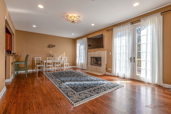 Foto del edificio - 1521 Stonegate Manor