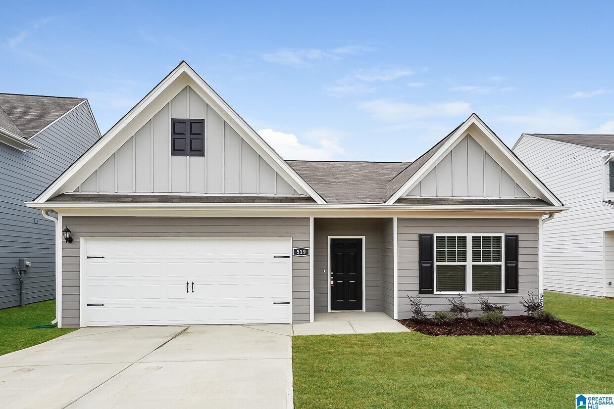 Foto principal - 519 Clover Cir