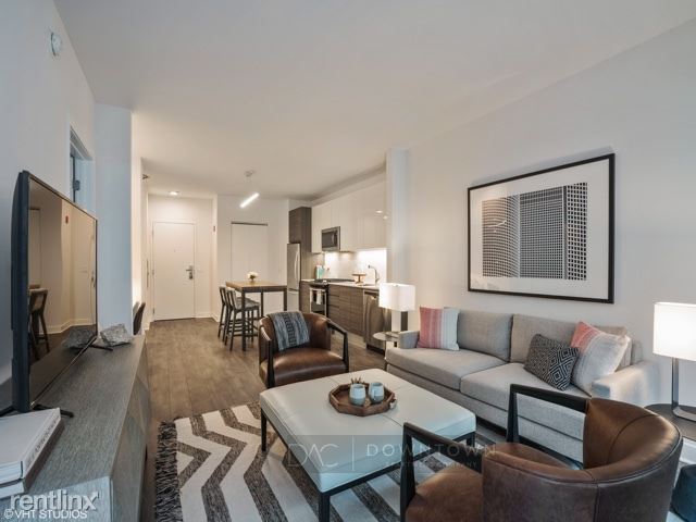 Building Photo - 1 br, 1 bath Apartment - 150 W Hubbard St