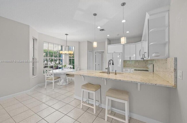 Building Photo - 1034 Diamond Head Way