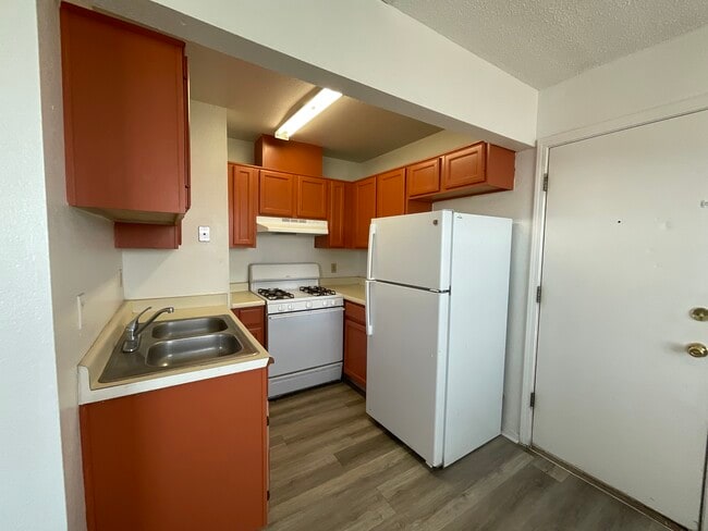 Foto del edificio - Western Redd