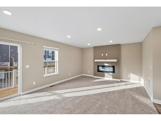 Building Photo - 6612 Hinterland Trl S